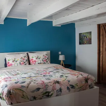 Holiday home In Auvergne Near Cascade Gour *